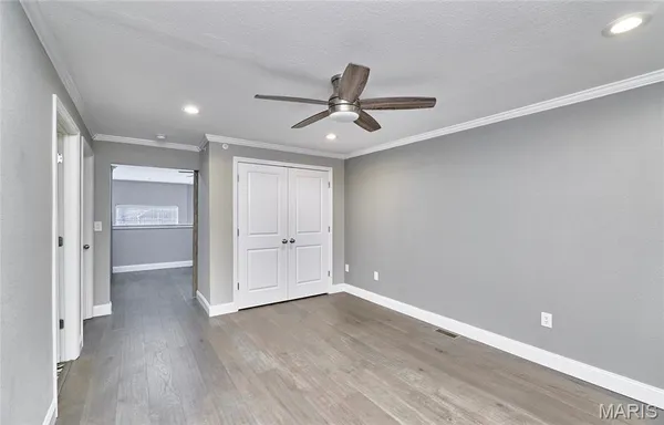 $2,500 | 200 South Kirkwood Road, Kirkwood, MO 63122