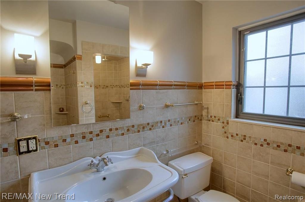 20428 Briarcliff Road Detroit, MI 48221 - Photo 25 of 29