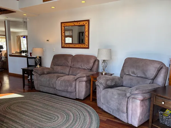 $689,900 | 103 Otter Pond Trail, Tolland, MA 01034