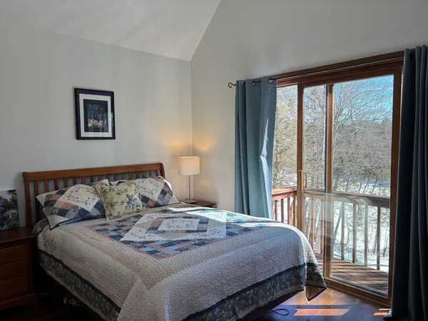 $689,900 | 103 Otter Pond Trail, Tolland, MA 01034