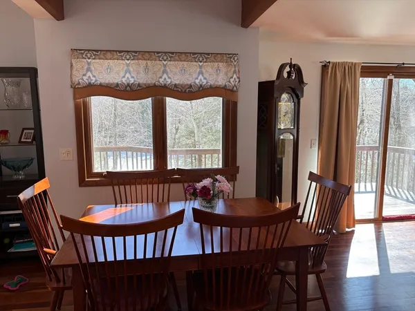 $689,900 | 103 Otter Pond Trail, Tolland, MA 01034