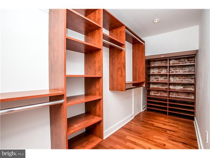 239 Chestnut Street Philadelphia, PA 19106 - Photo 15 of 22