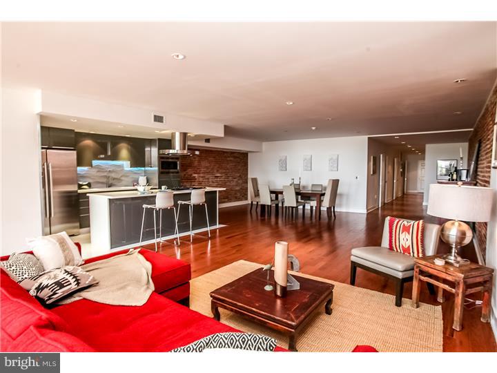 239 Chestnut Street Philadelphia, PA 19106 - Photo 3 of 22