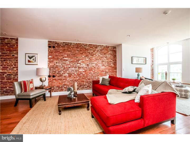 239 Chestnut Street Philadelphia, PA 19106 - Photo 4 of 22