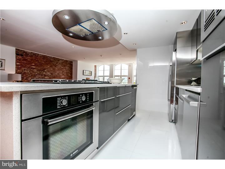 239 Chestnut Street Philadelphia, PA 19106 - Photo 8 of 22