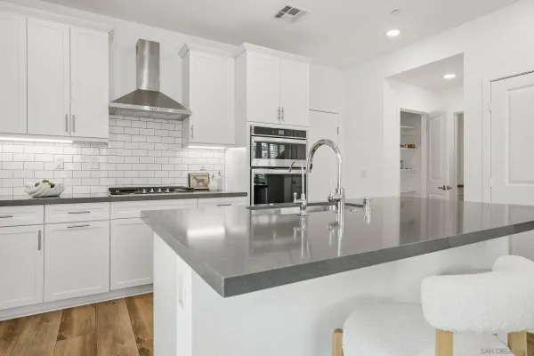$929,900 | 13068 Olympus, Unit 1, Poway, CA 92064