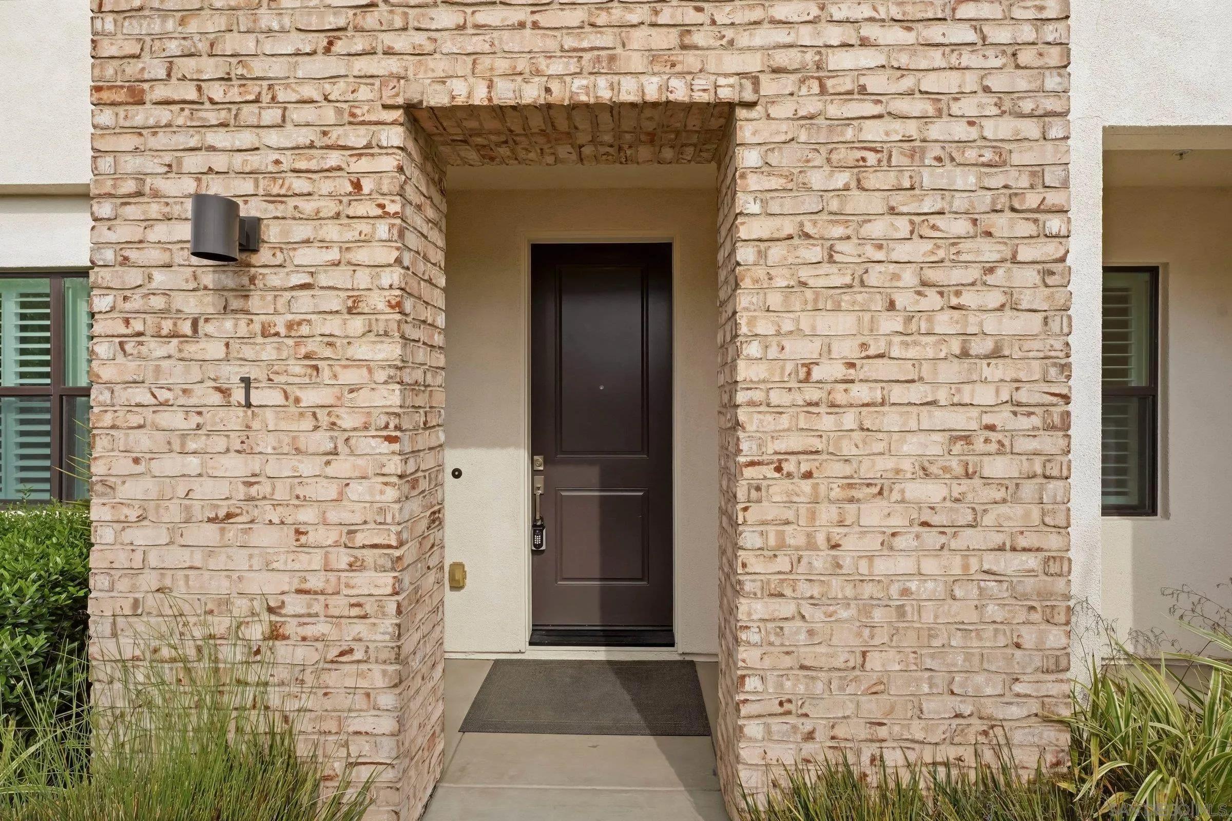 13068 Olympus, Unit 1 Poway, CA 92064 - Photo 3 of 42