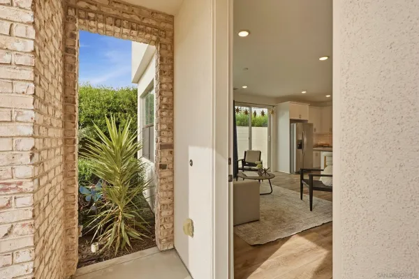 $929,900 | 13068 Olympus, Unit 1, Poway, CA 92064