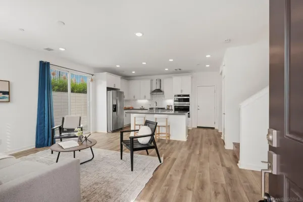 $929,900 | 13068 Olympus, Unit 1, Poway, CA 92064