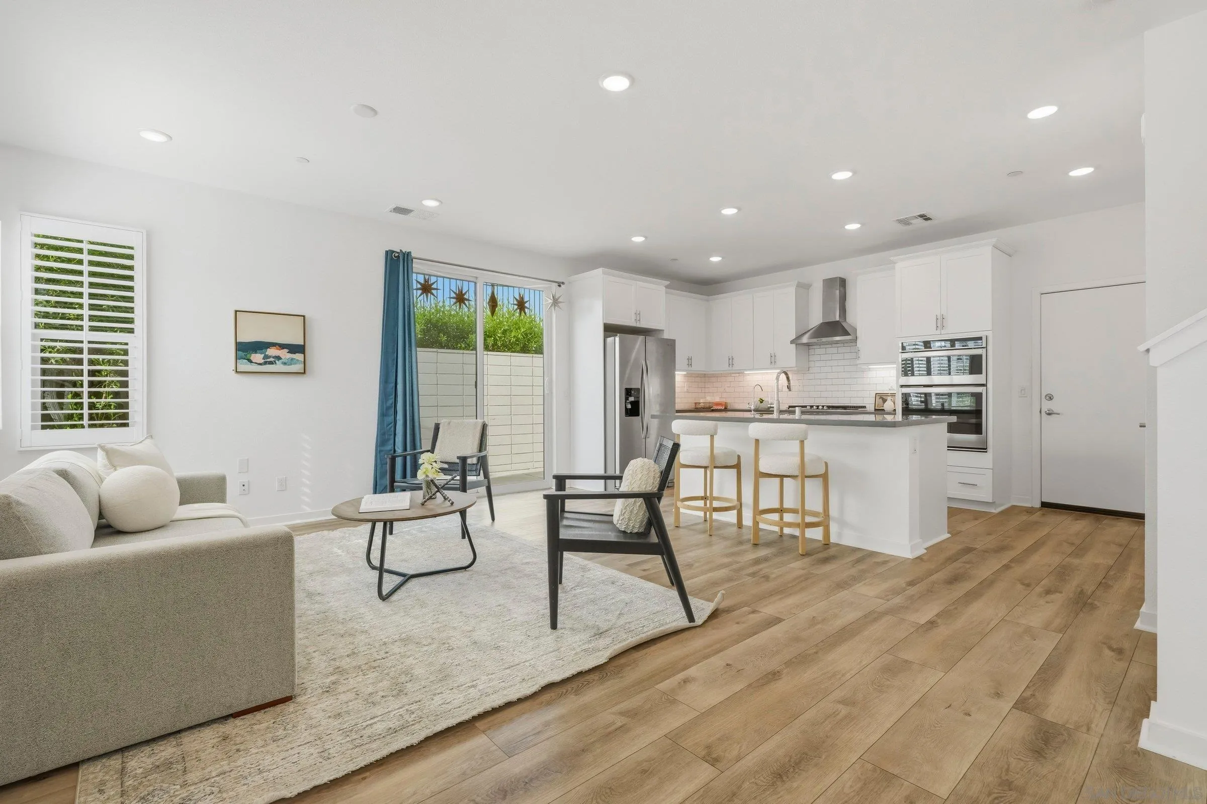 13068 Olympus, Unit 1 Poway, CA 92064 - Photo 7 of 42