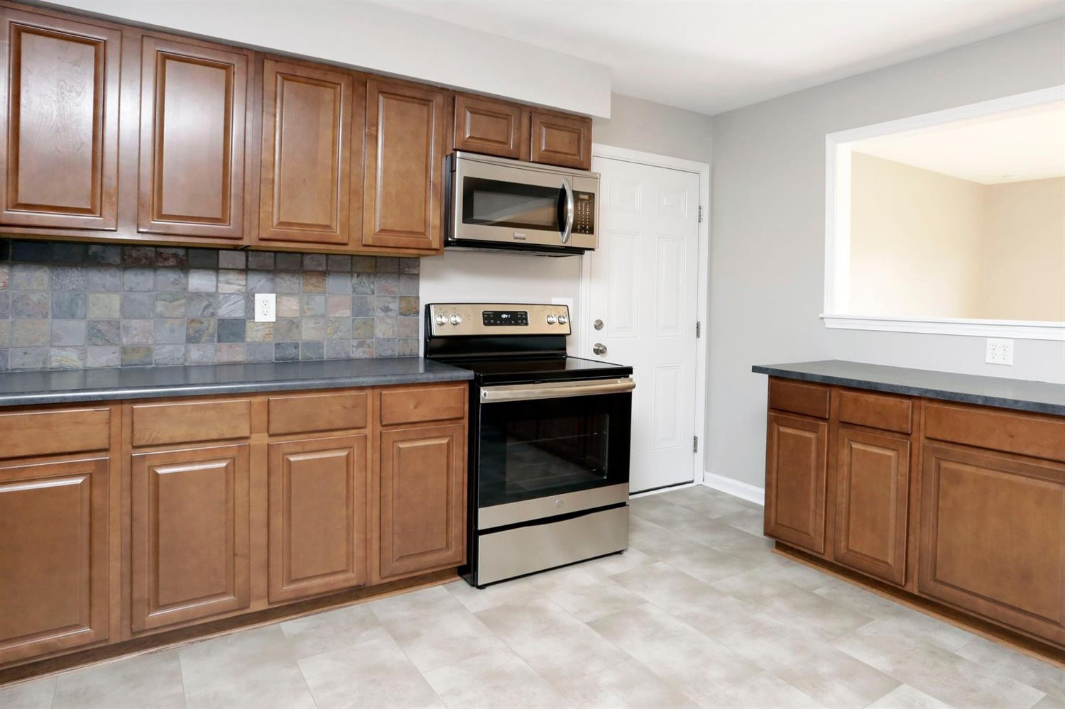 3329 High Hope Road Lexington, KY 40517 - Photo 6 of 34 Photo 6