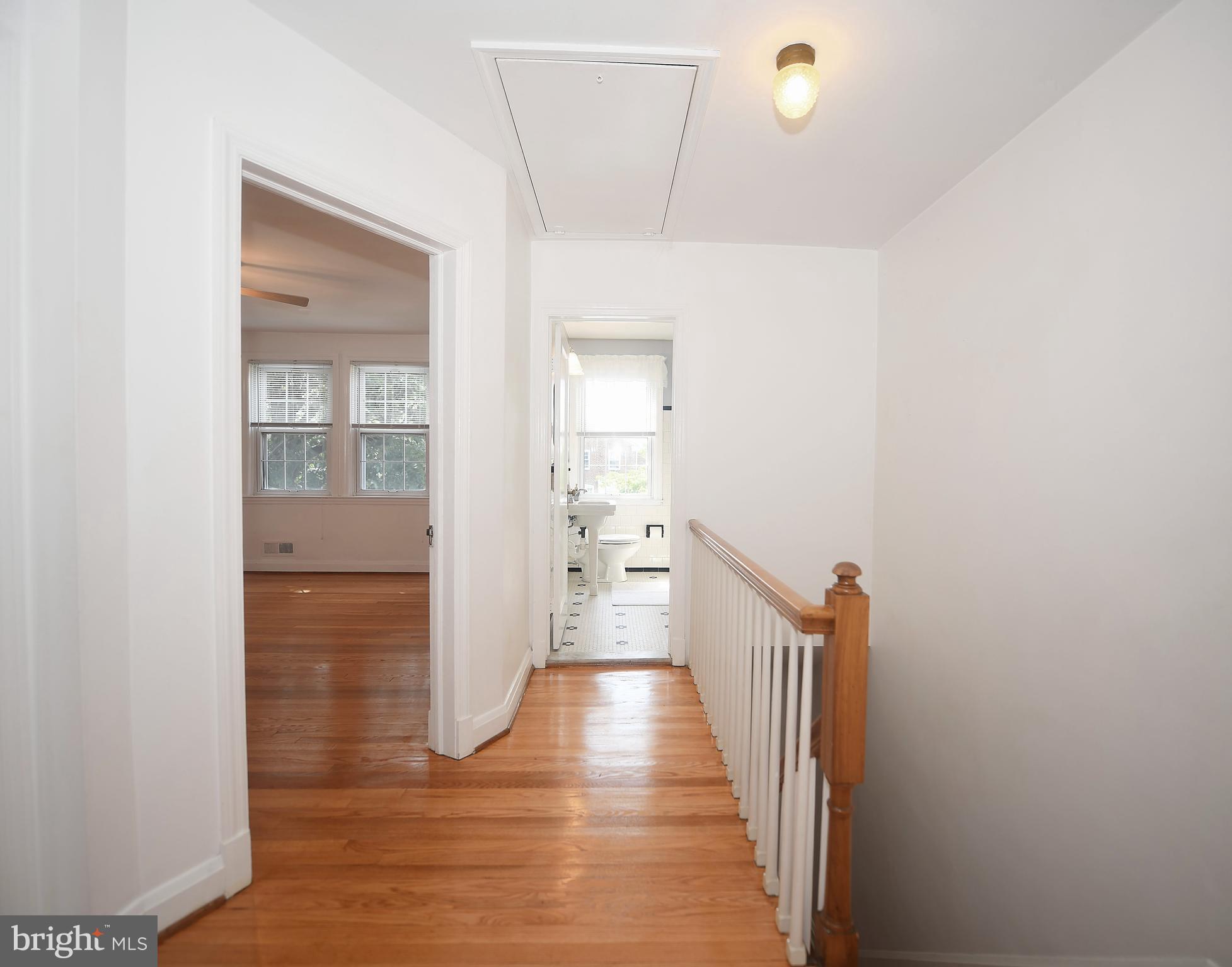 430 Stratford Road Baltimore, MD 21228 - Photo 22 of 35 Upstairs entrance to 3 beds and full bath
