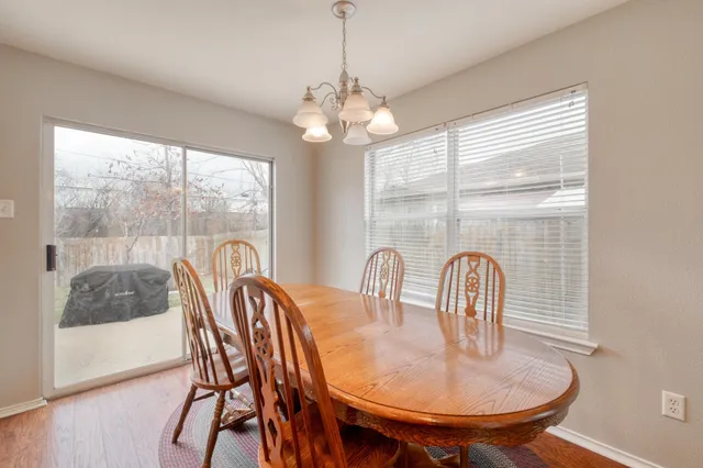 $275,000 | 4302 King's Canyon Drive, Taylor, TX 76574