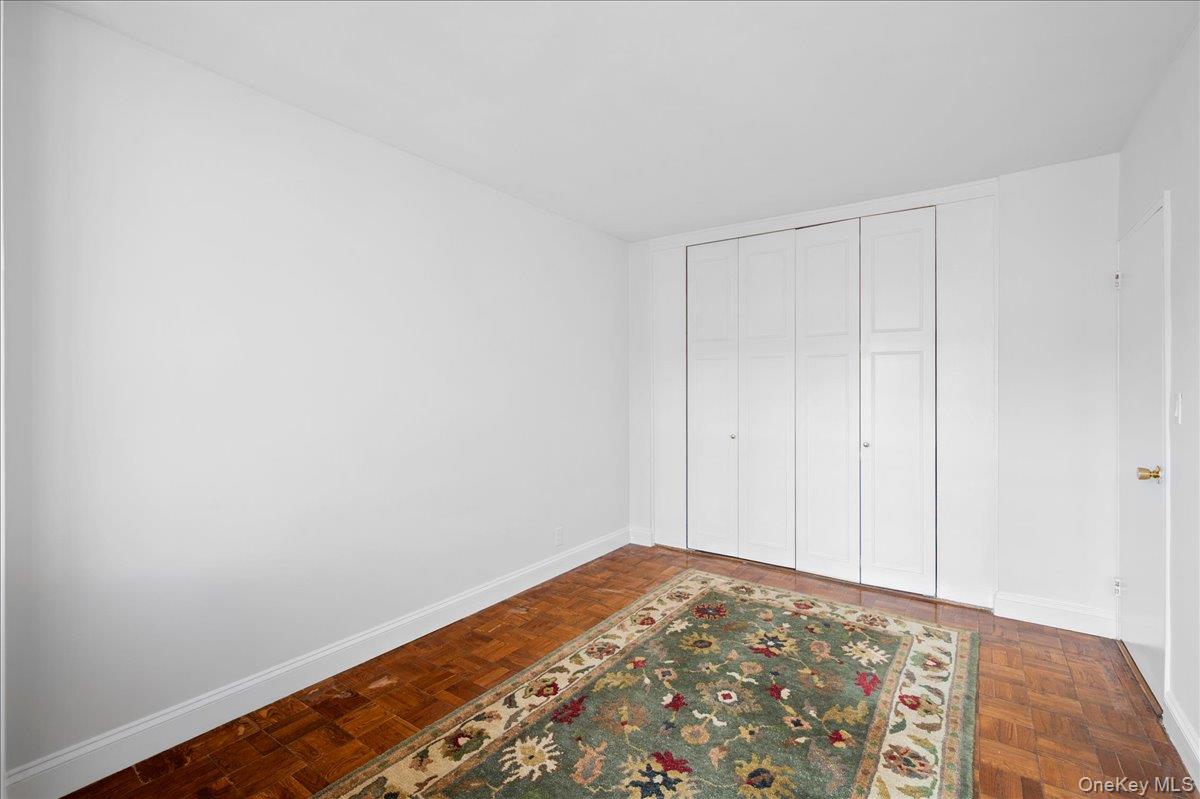 230 Garth Road, Unit 7D1 Scarsdale, NY 10583 - Photo 21 of 31