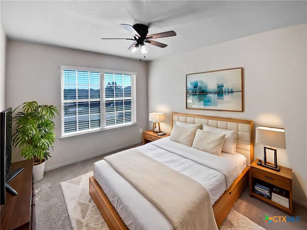 2501 Stoneham Temple, TX 76504 - Photo 4 of 19 a bedroom with a bed and a large window