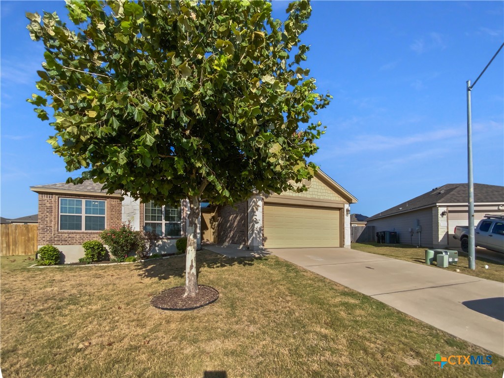 2501 Stoneham Temple, TX 76504 - Photo 9 of 19 a front view of a house with porch