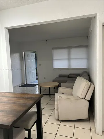 $1,399 | 1239 Marseille Drive, Unit 7, Miami Beach, FL 33141