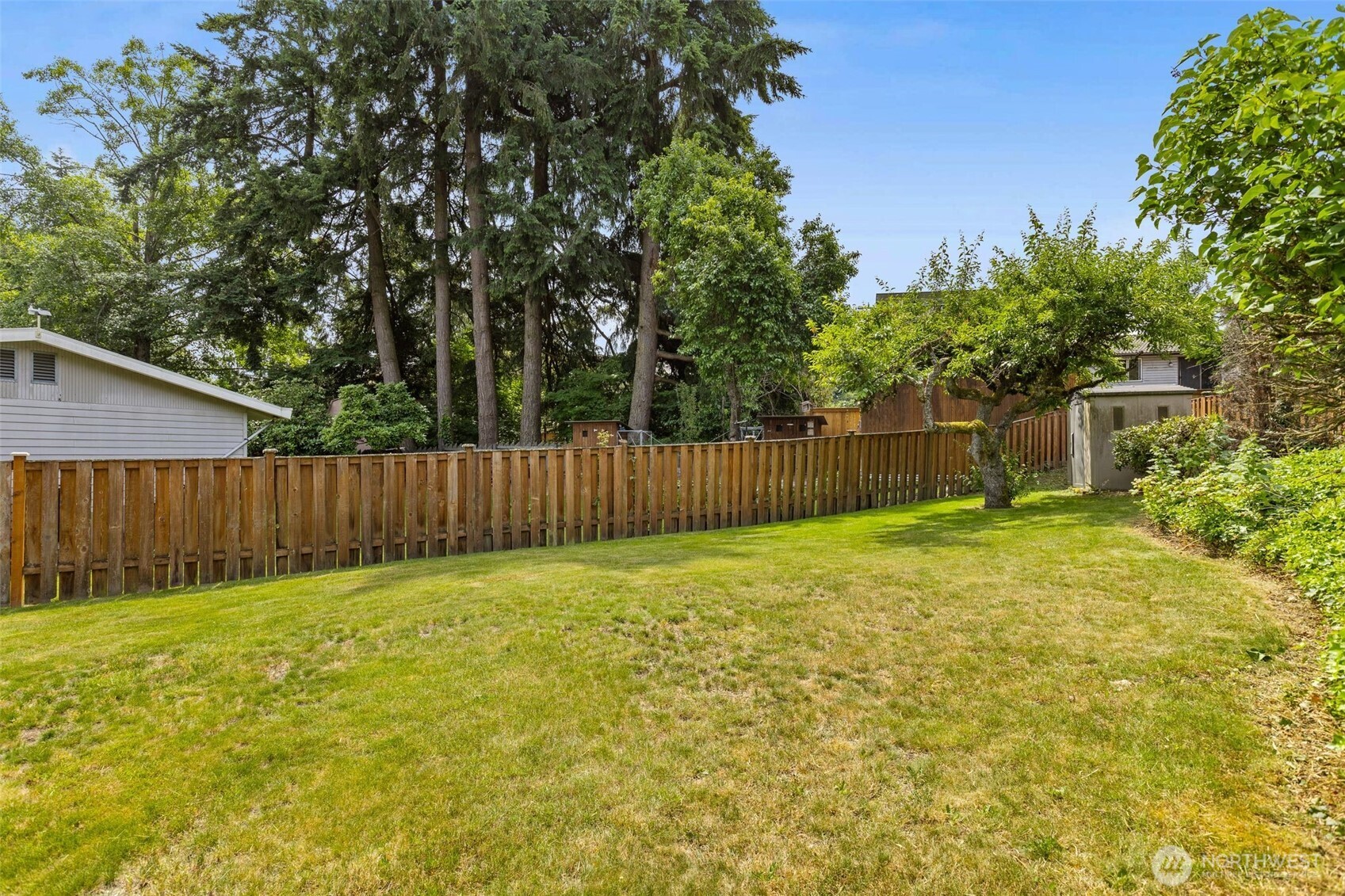 2507 Vashon Court Northeast Renton, WA 98059 - Photo 34 of 40