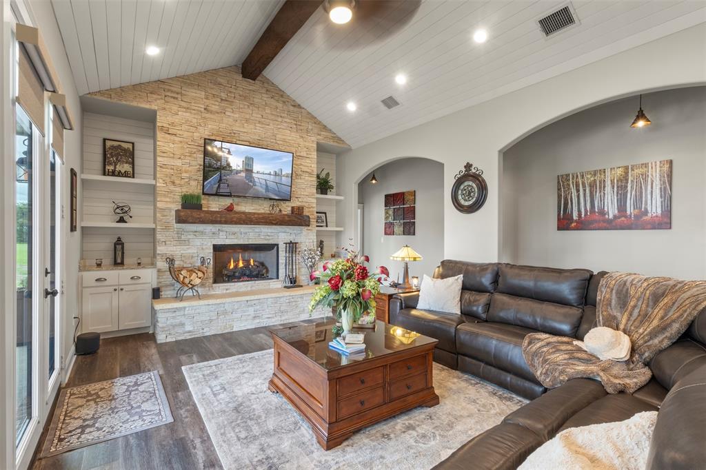 10078 Farmington Road Van Alstyne, TX 75495 - Photo 5 of 40