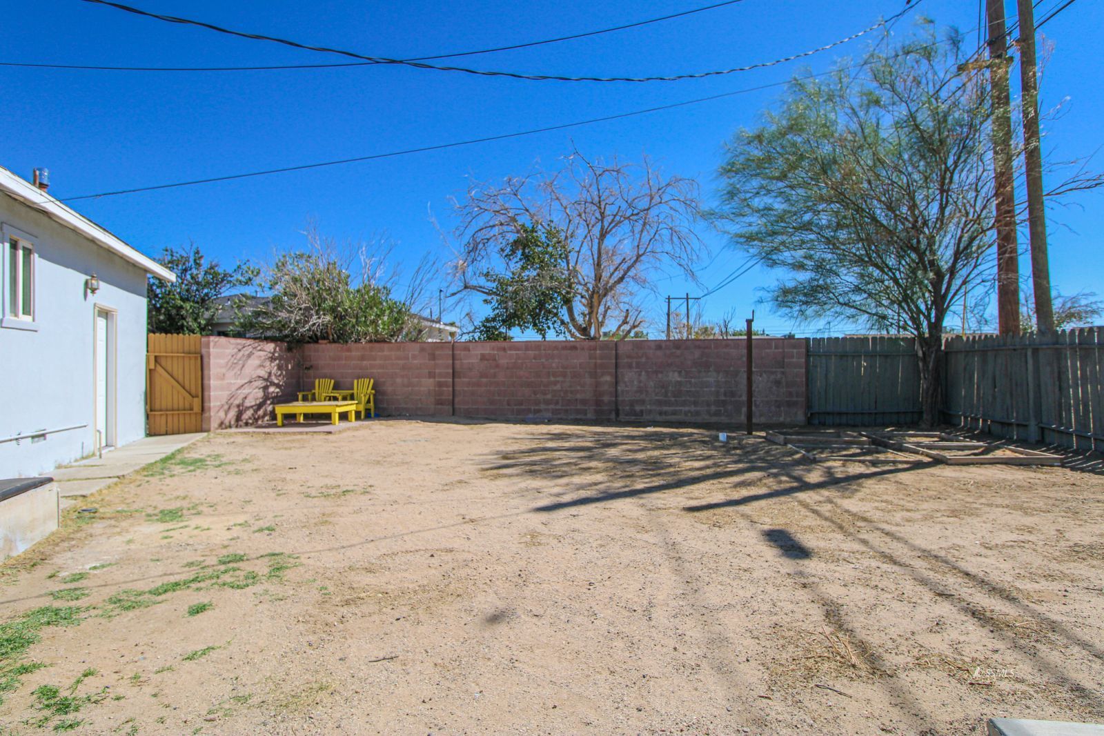1605 Ewing Circle Ridgecrest, CA 93555 - Photo 33 of 35