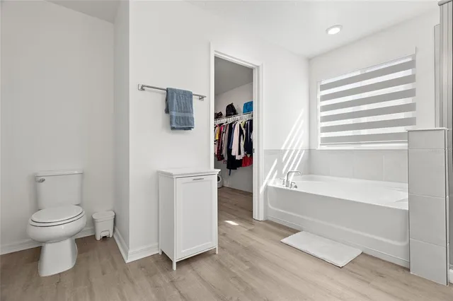 $3,000 | 9104 Sandy Bluffs Circle, Palmetto, FL 34221