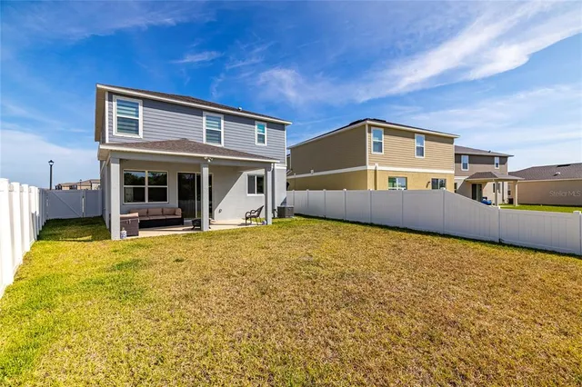 $3,000 | 9104 Sandy Bluffs Circle, Palmetto, FL 34221