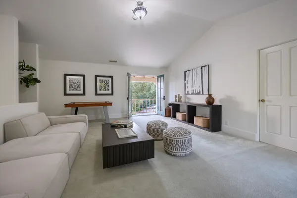 $5,950,000 | 284 Gould Lane, Montecito, CA 93108