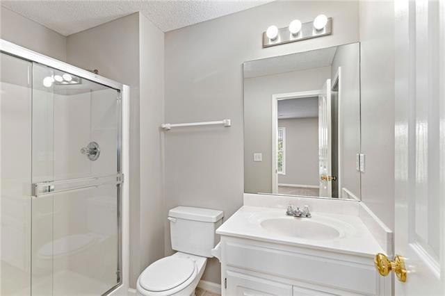 21715 West 96th Street Lenexa, KS 66220 - Photo 12 of 27
