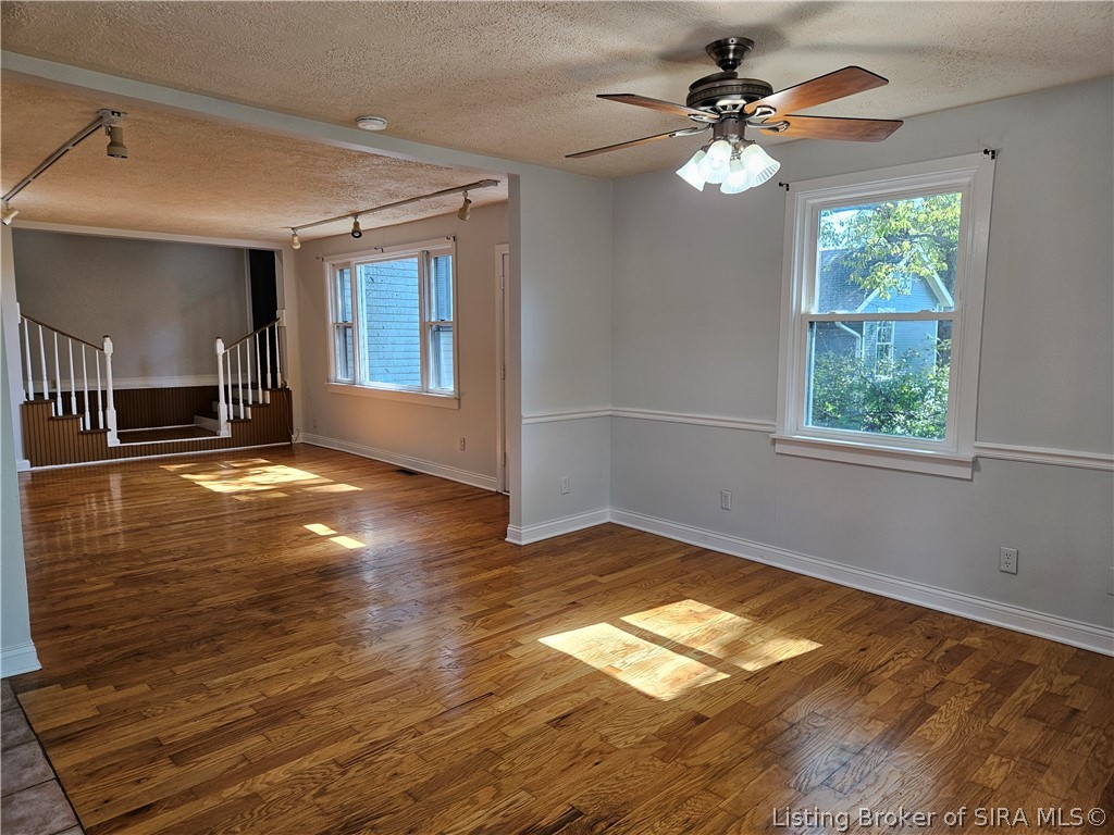 1046 Michigan Road Madison, IN 47250 - Photo 5 of 13