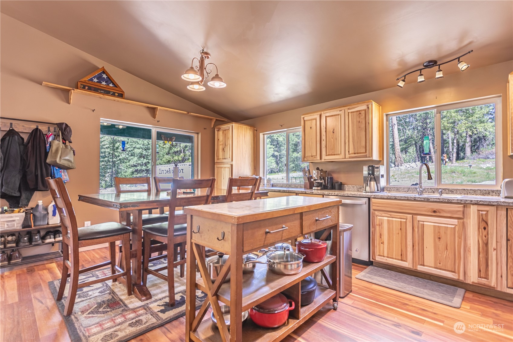 15301 Entiat River Road Entiat, WA 98822 - Photo 5 of 34 Gallery Image 5