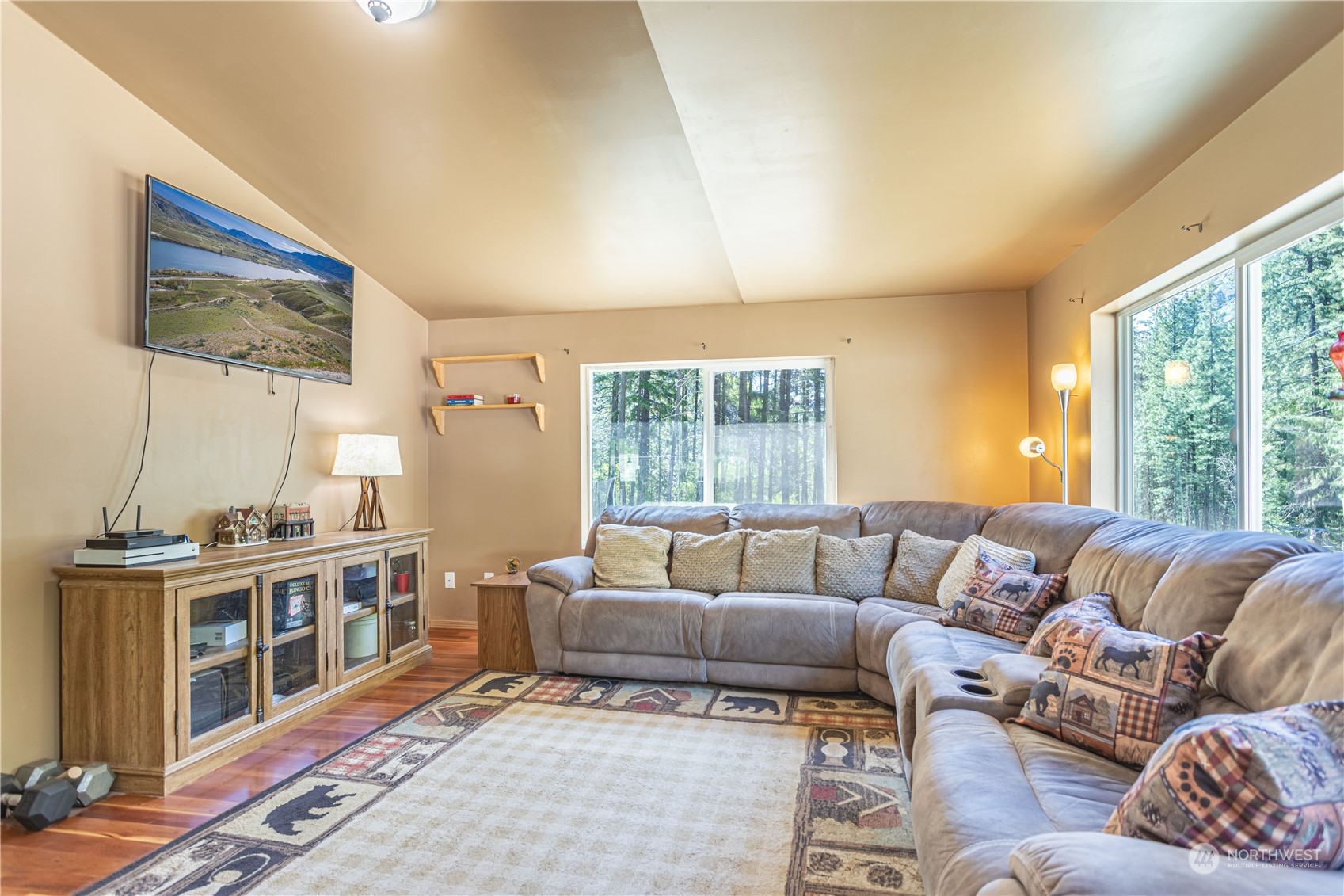 15301 Entiat River Road Entiat, WA 98822 - Photo 9 of 34 Gallery Image 9