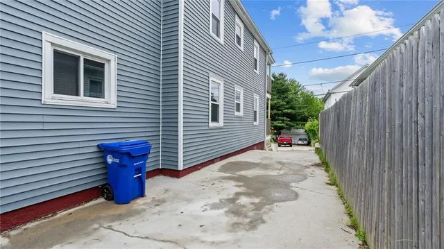 $1,950 | 168 Devonshire Street, Providence, RI 02908