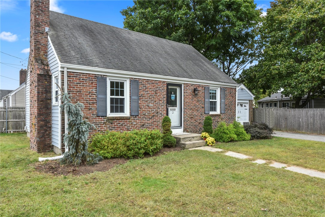 2 Edgehill Road Warwick, RI 02889 - Photo 2 of 25