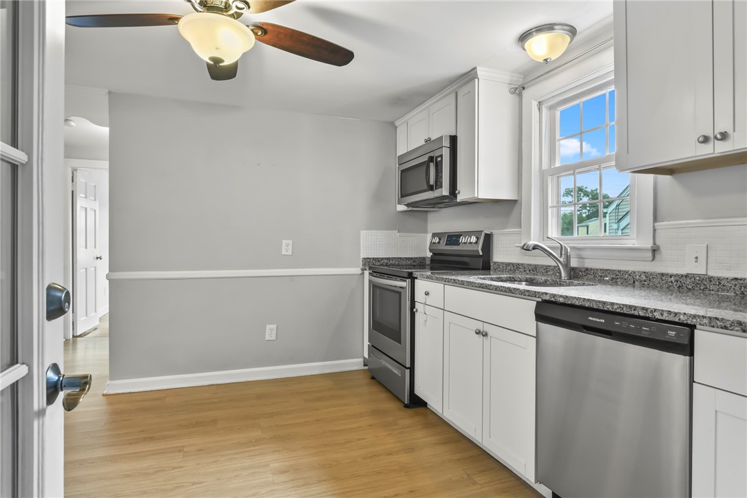 2 Edgehill Road Warwick, RI 02889 - Photo 7 of 25