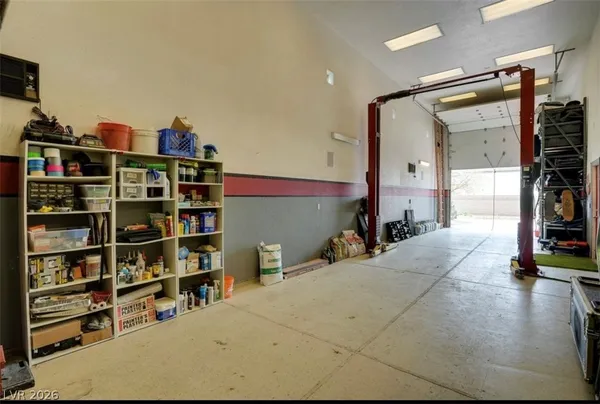 $5,000 | 7520 Sisk Road, Las Vegas, NV 89131