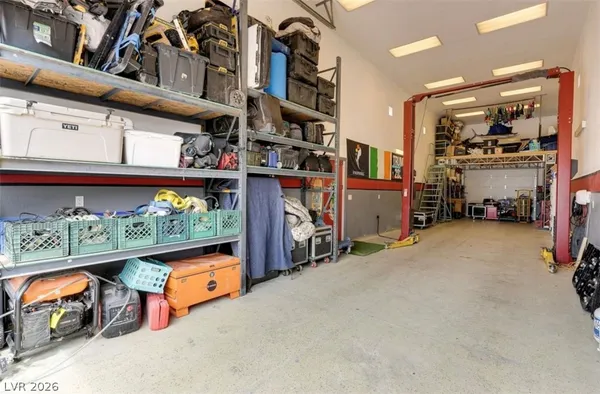 $5,000 | 7520 Sisk Road, Las Vegas, NV 89131