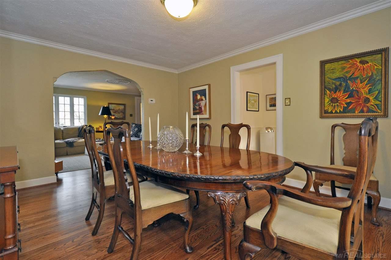 1215 Harvard Road Grosse Pointe Park, MI 48230 - Photo 10 of 34
