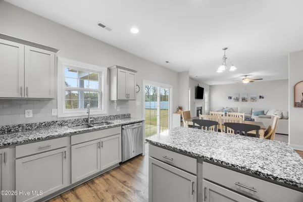 $515,000 | 812 Colchester Reef Run, Sneads Ferry, NC 28460