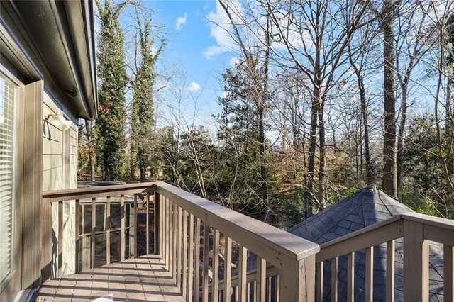 $950,000 | 565 Timberland Drive Northeast, Atlanta, GA 30342