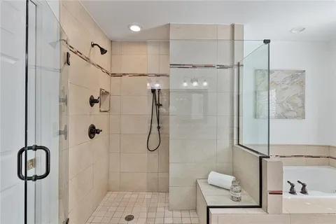 $925,000 | 565 Timberland Drive Northeast, Atlanta, GA 30342