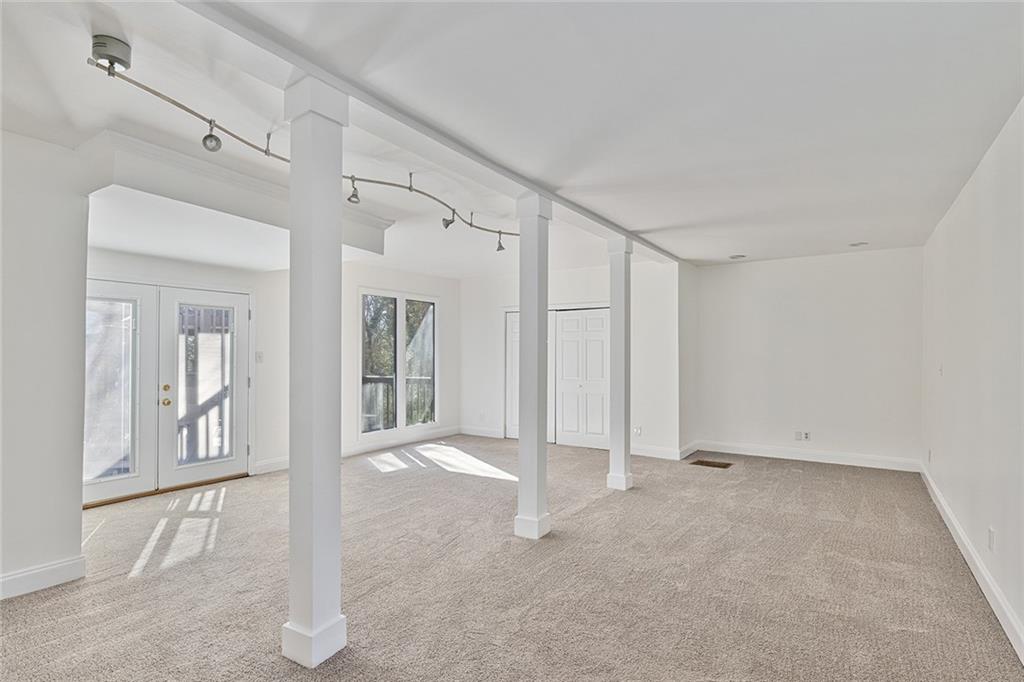 565 Timberland Drive Northeast Atlanta, GA 30342 - Photo 40 of 55