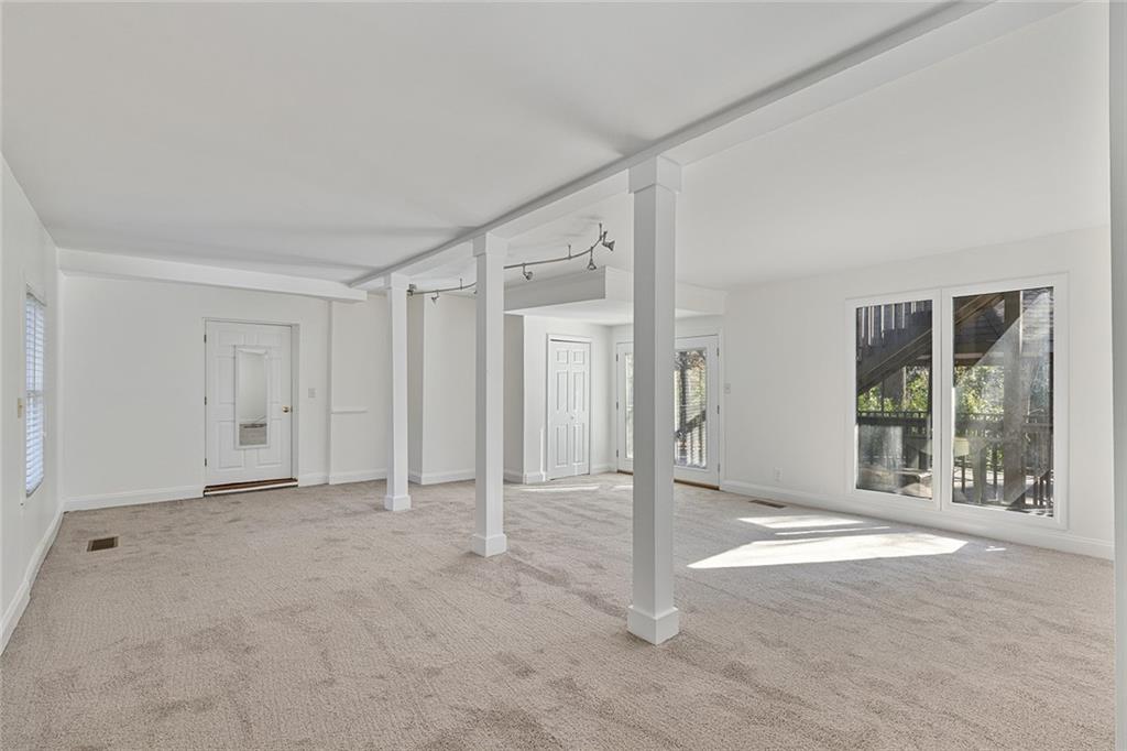 565 Timberland Drive Northeast Atlanta, GA 30342 - Photo 41 of 55