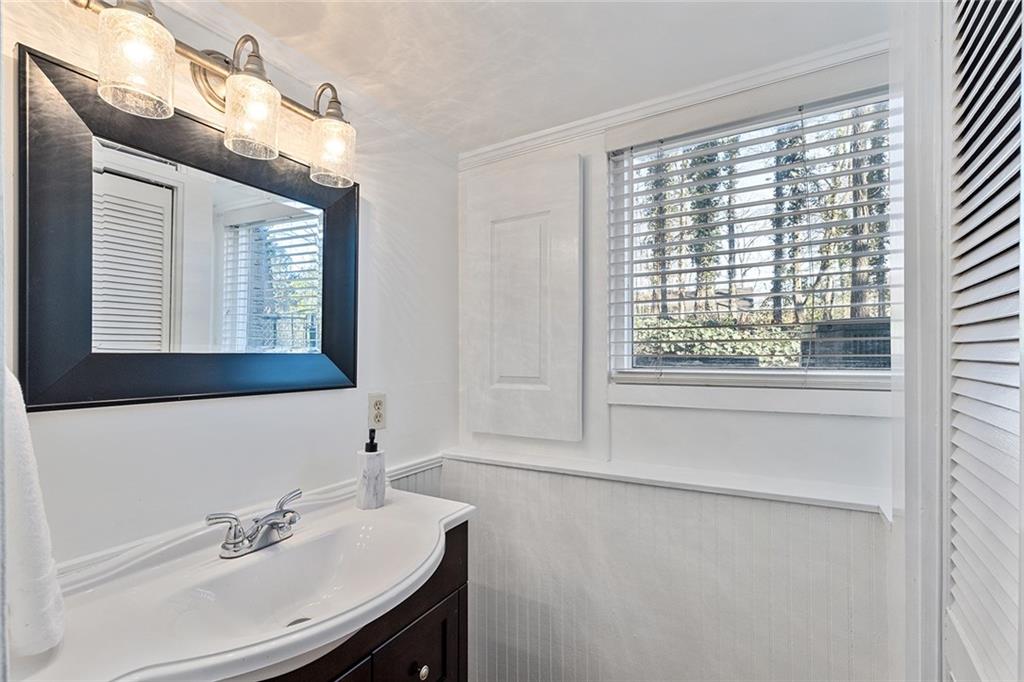 565 Timberland Drive Northeast Atlanta, GA 30342 - Photo 44 of 55