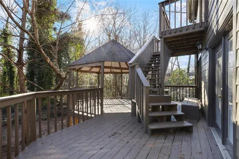 $925,000 | 565 Timberland Drive Northeast, Atlanta, GA 30342