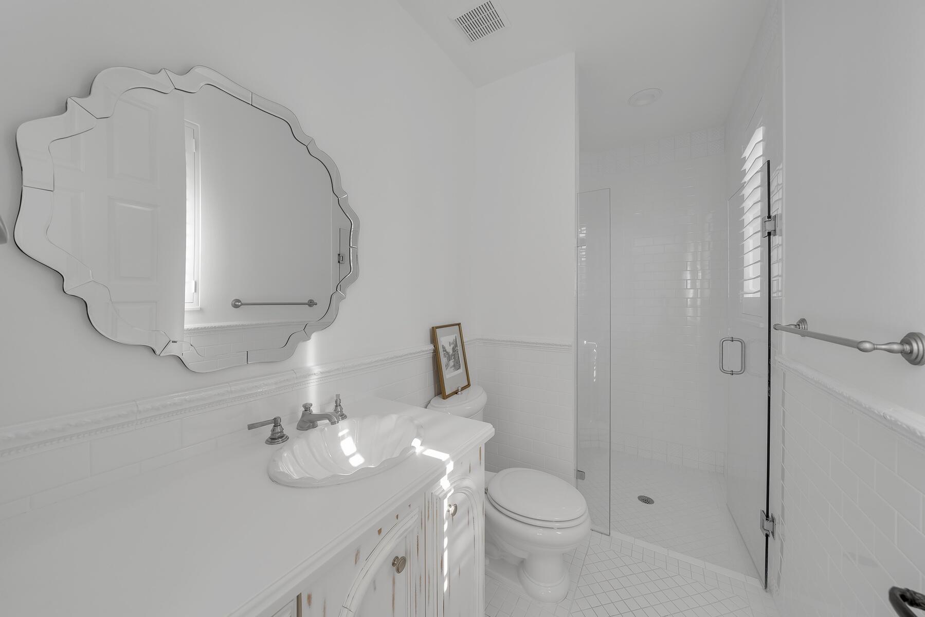 11 Ocean Harbour Circle Ocean Ridge, FL 33435 - Photo 35 of 57 Guest Bath