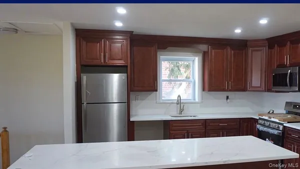 $3,200 | 1226 Bergen Avenue, Unit 3 | Georgetown