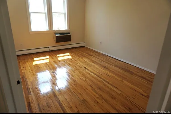 $3,200 | 1226 Bergen Avenue, Unit 3 | Georgetown