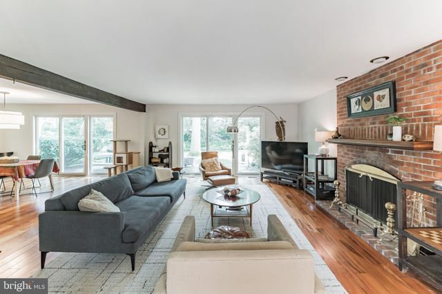 $820,000 | 1328 Grenox Road, Wynnewood, PA 19096