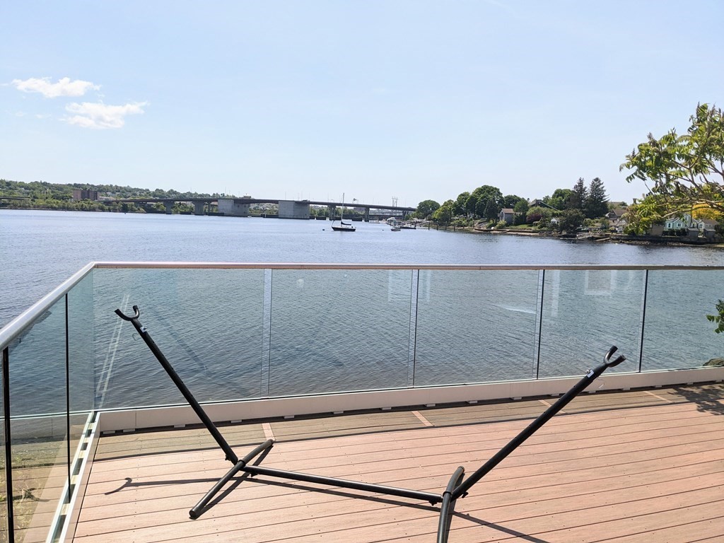 1516 Riverside Avenue Somerset, MA 02726 - Photo 11 of 22