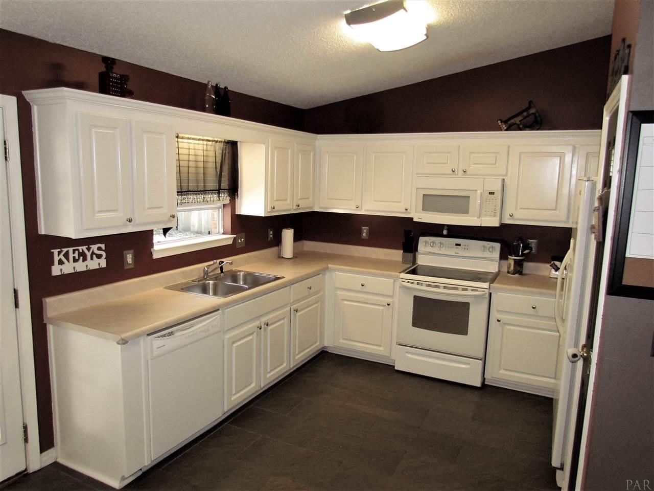 2748 Riverside Landing Drive Navarre, FL 32566 - Photo 7 of 19 Gallery Image 7